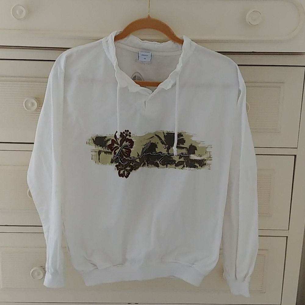 Long sleeve lightweight cotton pullover